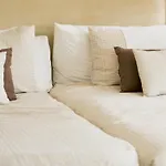 Angelika Apartments Bed & Breakfast