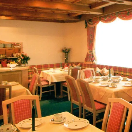 Bed & Breakfast Garni Angelika Ischgl